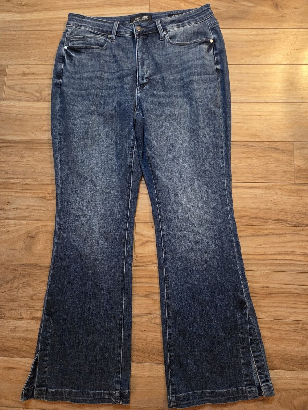 Judy Blue Slim Bootcut Blue Jeans Slit Hem Stretchy 18W